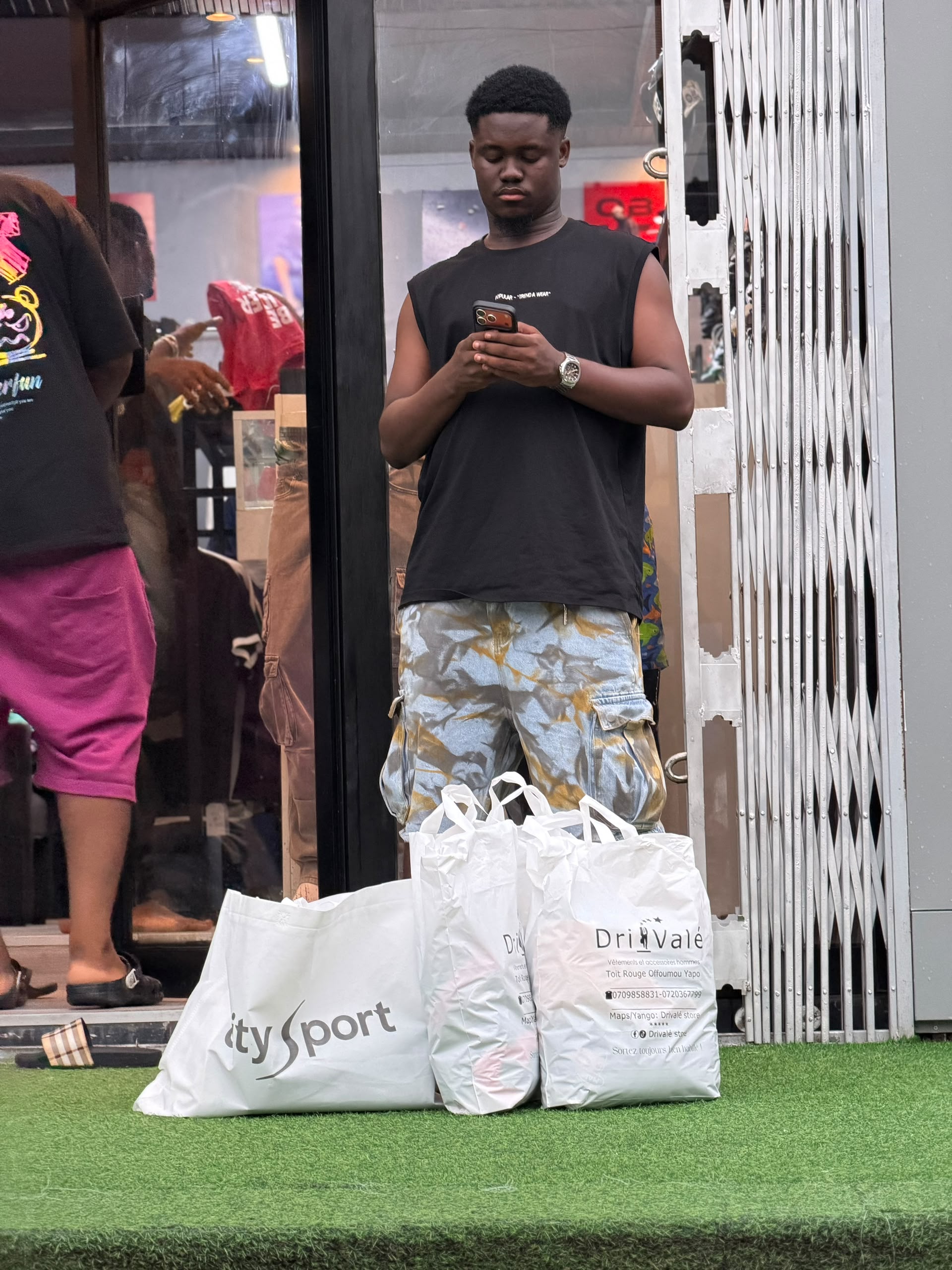 Client Dri Valé — sortie boutique